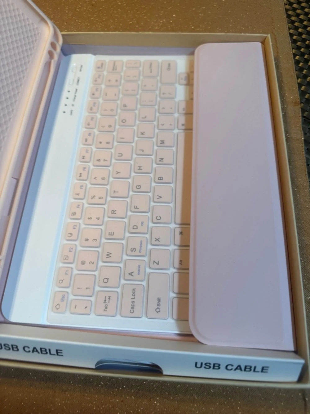 Pink Bluetooth Keyboard Case for Tablet (NWT)
